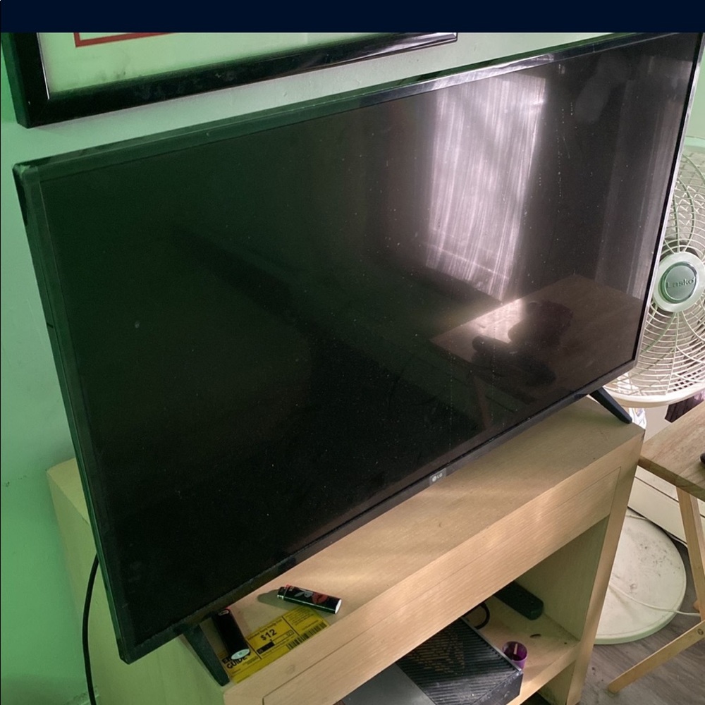 LG smart TV with desk